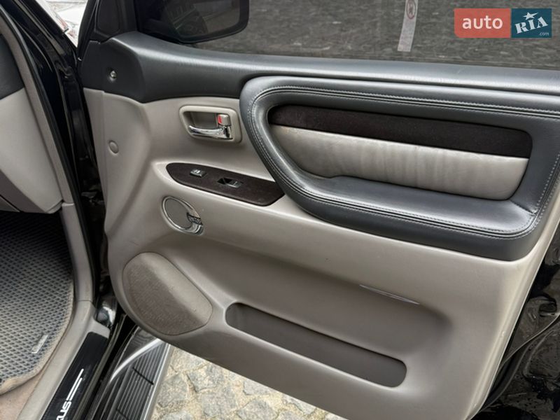 Позашляховик / Кросовер Lexus LX 2006 в Дніпрі фото 14 Позашляховик / Кросовер Lexus LX 2006 в Дніпрі