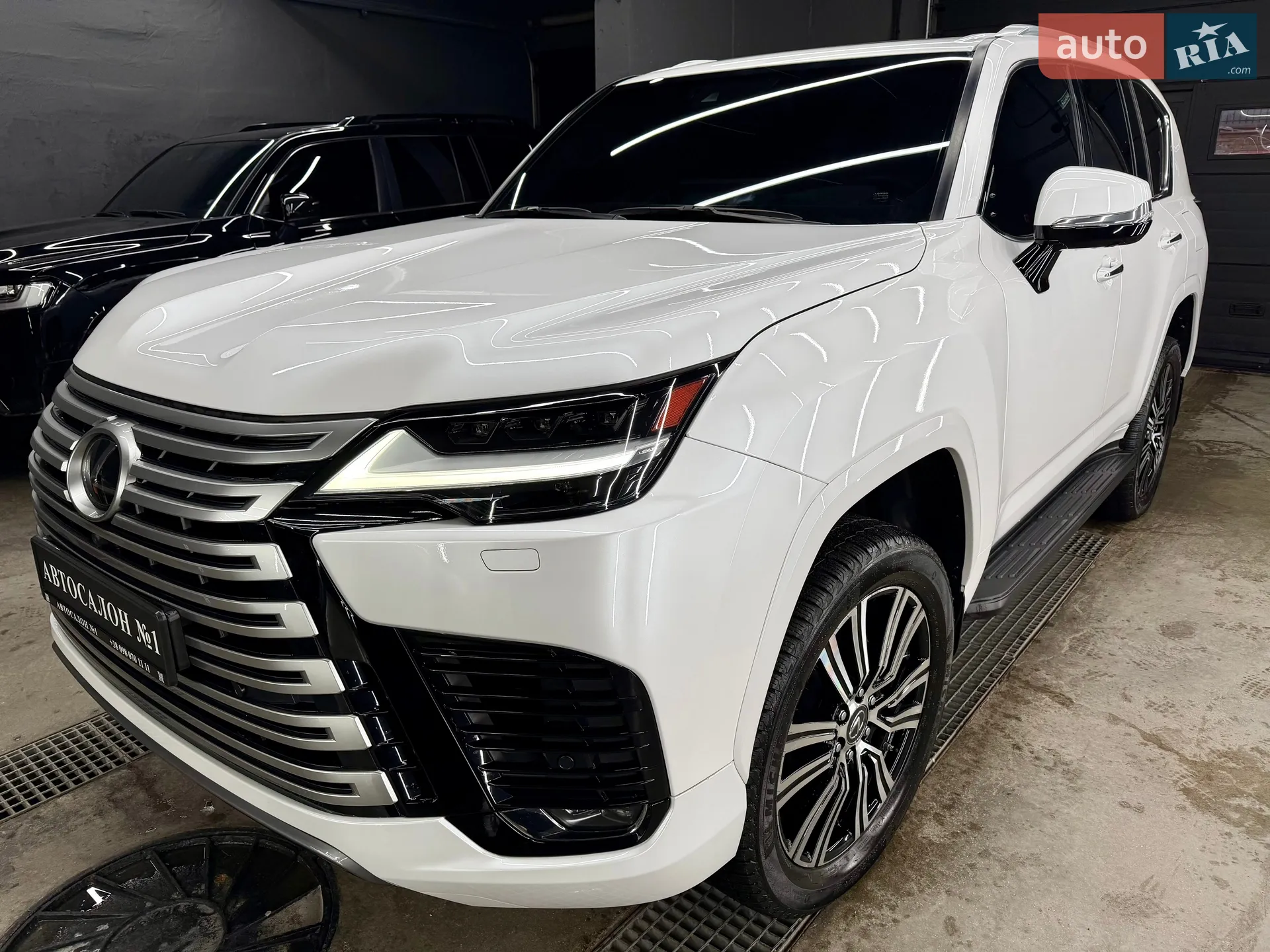 2022 Lexus LX - мініатюра 3