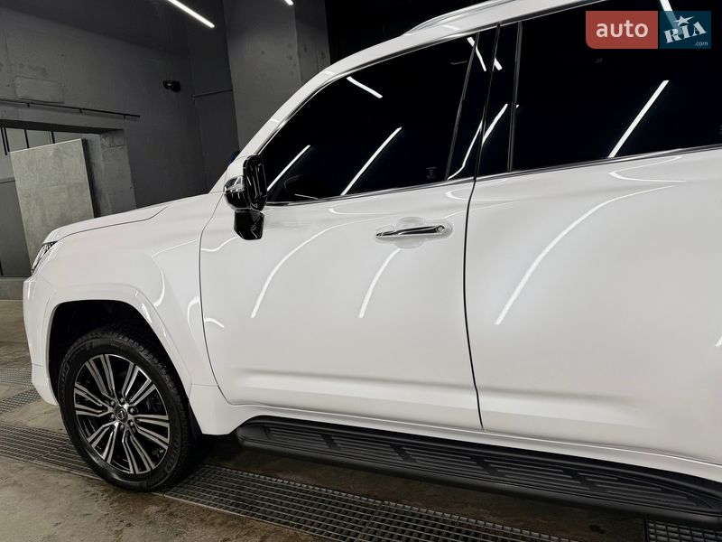 Внедорожник / Кроссовер Lexus LX 2022 в Киеве