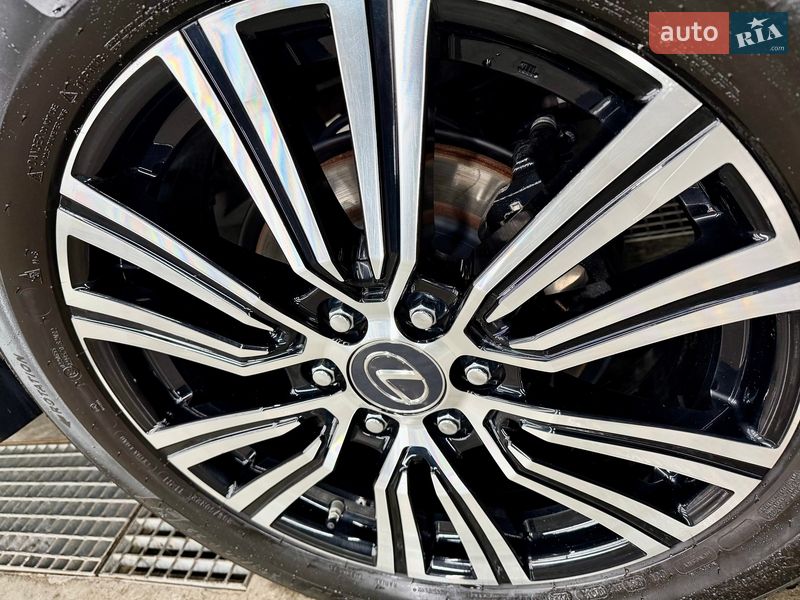 Внедорожник / Кроссовер Lexus LX 2022 в Киеве