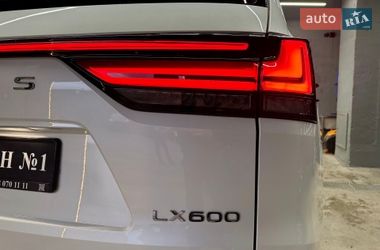Внедорожник / Кроссовер Lexus LX 2022 в Киеве