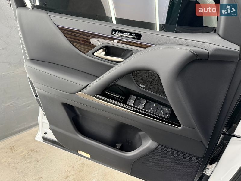 Внедорожник / Кроссовер Lexus LX 2022 в Киеве