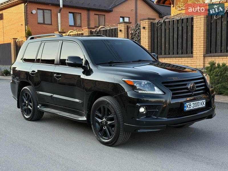 Lexus LX 2015