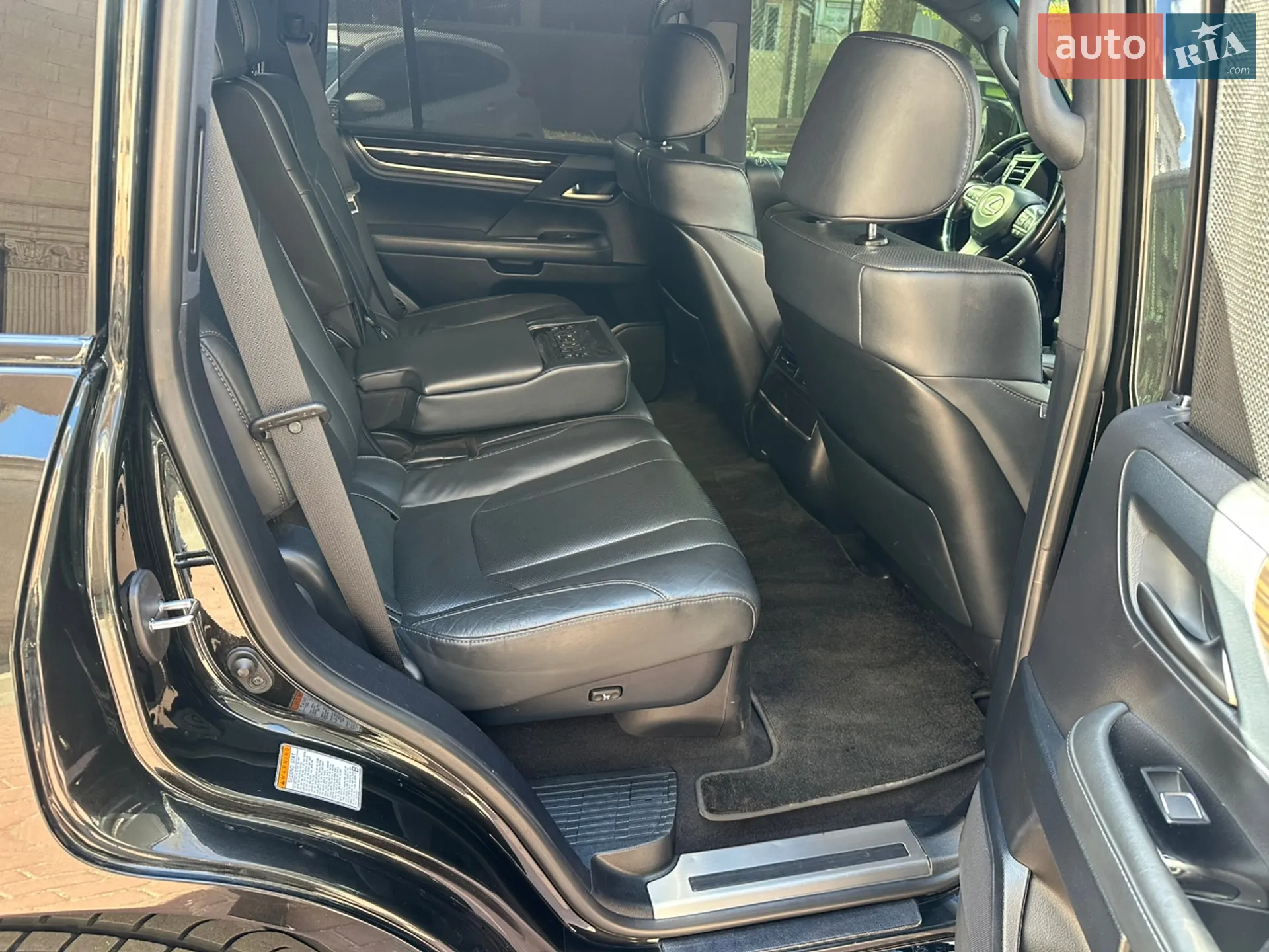 2020 Lexus LX - мініатюра 34