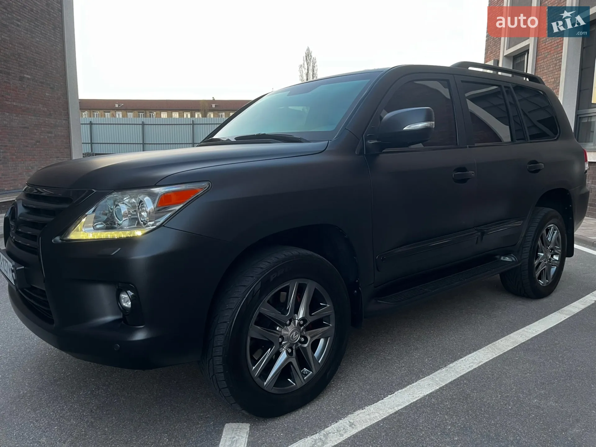 2010 Lexus LX - мініатюра 4