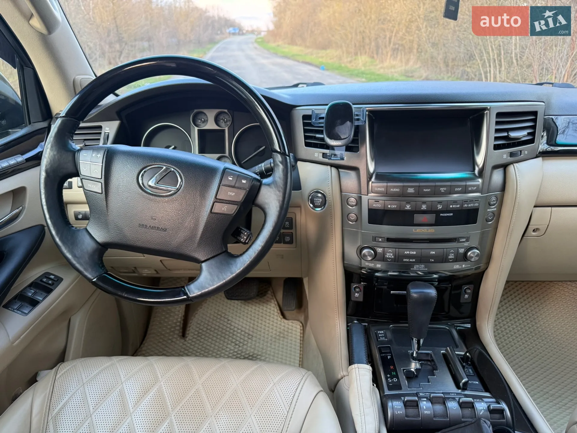 2011 Lexus LX - мініатюра 16