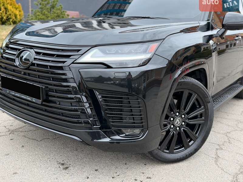 Позашляховик / Кросовер Lexus LX 2023 в Дніпрі