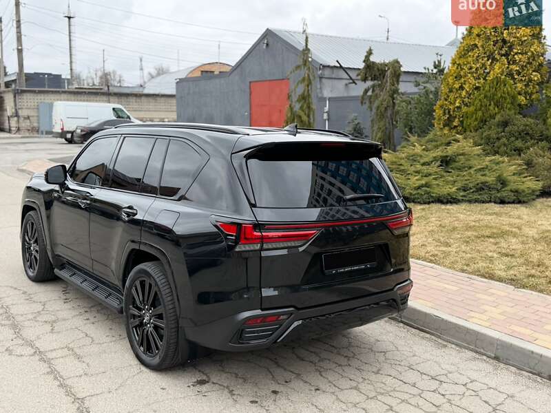 Позашляховик / Кросовер Lexus LX 2023 в Дніпрі