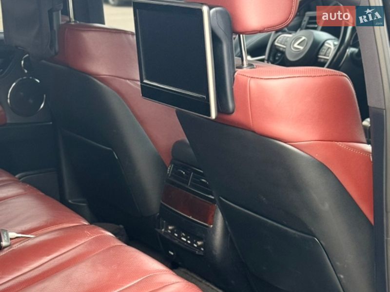 Внедорожник / Кроссовер Lexus LX 2016 в Днепре