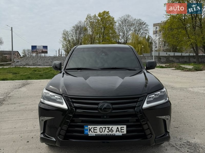 Lexus LX 2016