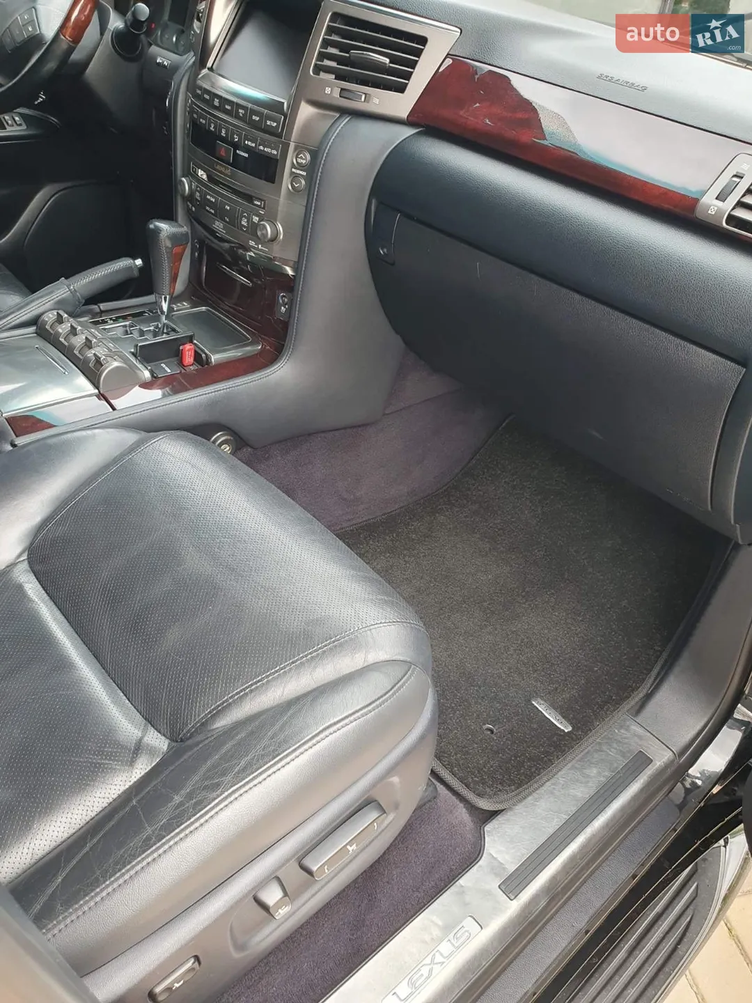 2010 Lexus LX - мініатюра 18