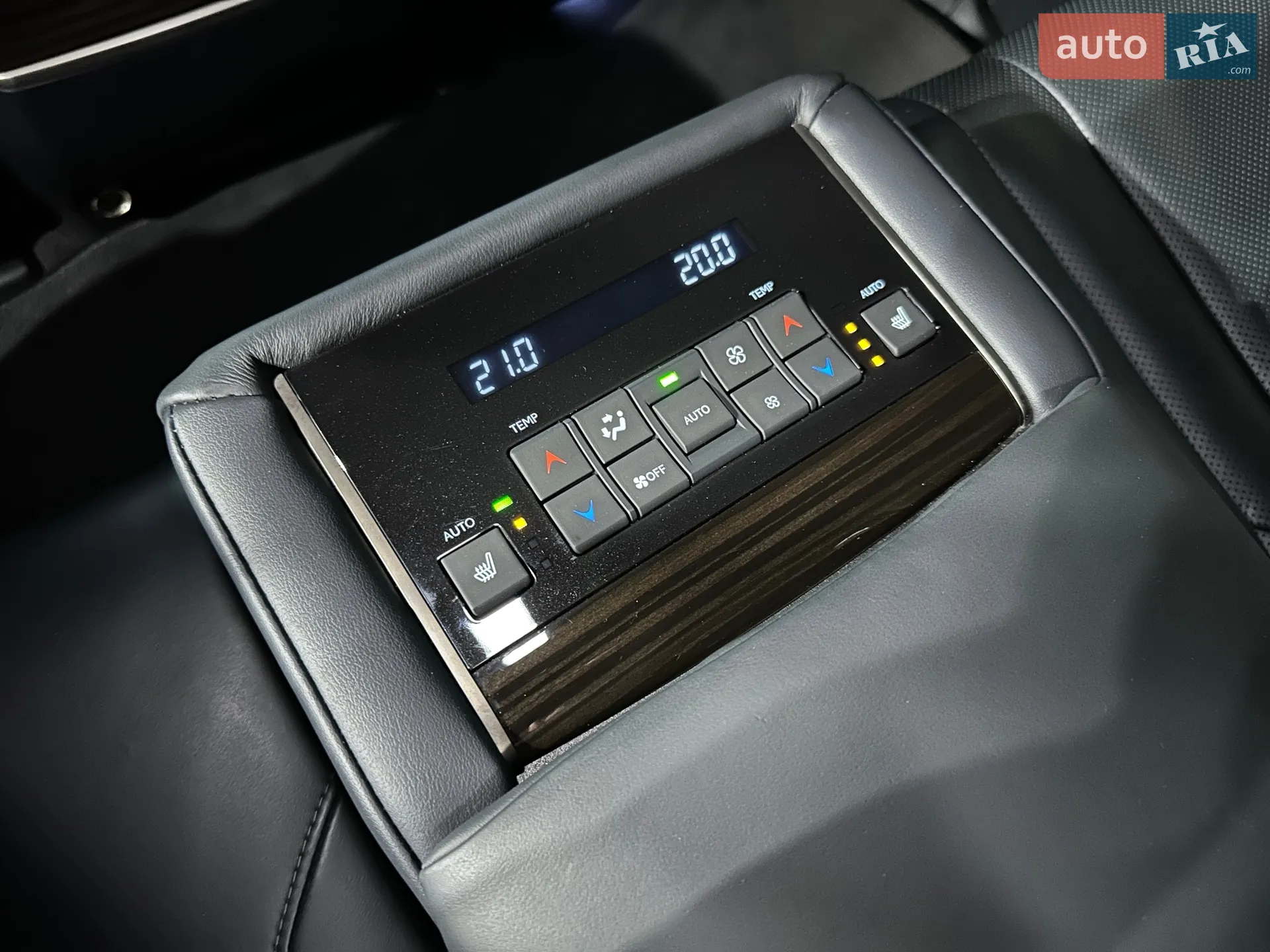 2019 Lexus LX - мініатюра 21