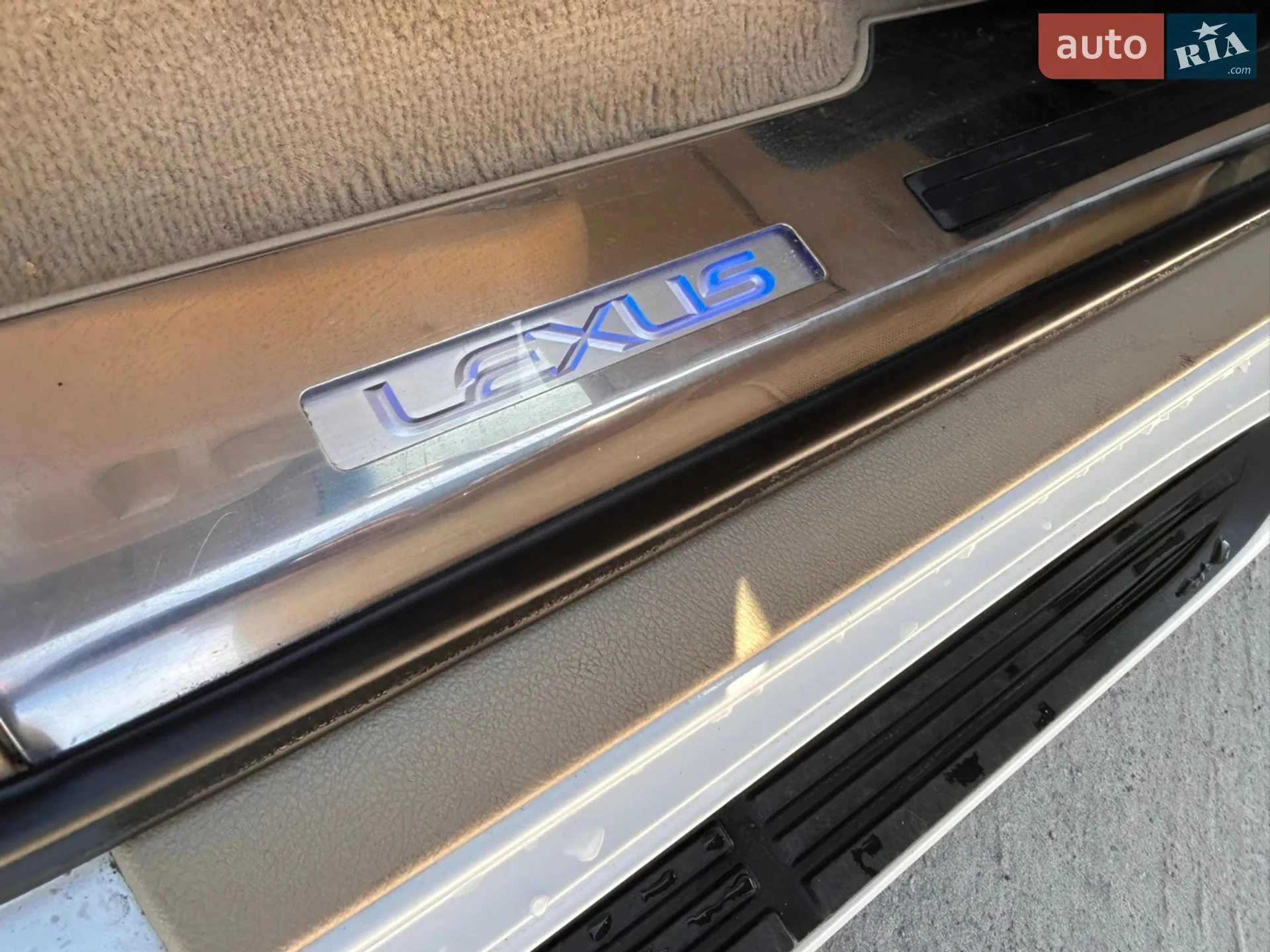 2011 Lexus LX - мініатюра 38