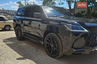 Позашляховик / Кросовер Lexus LX 2016 в Дніпрі