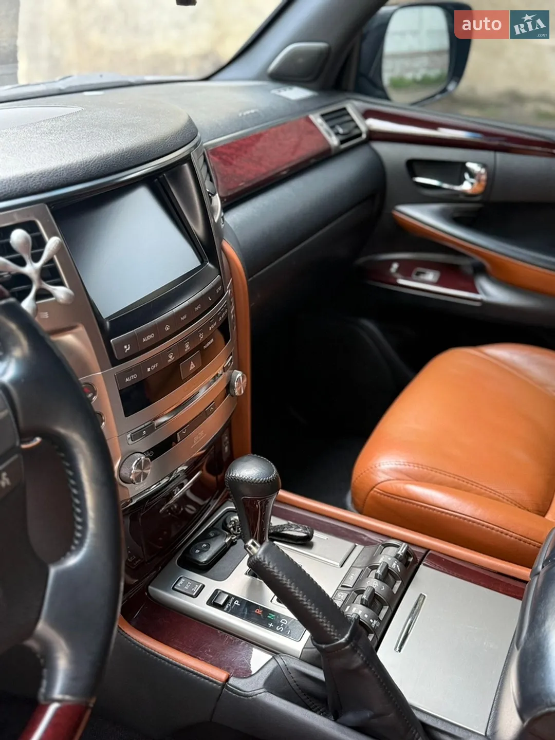 2013 Lexus LX - мініатюра 26