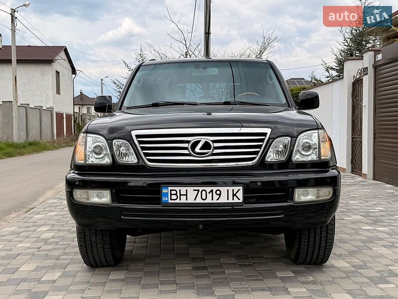 Внедорожник / Кроссовер Lexus LX 2005 в Одессе