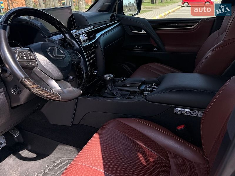 Внедорожник / Кроссовер Lexus LX 2019 в Киеве