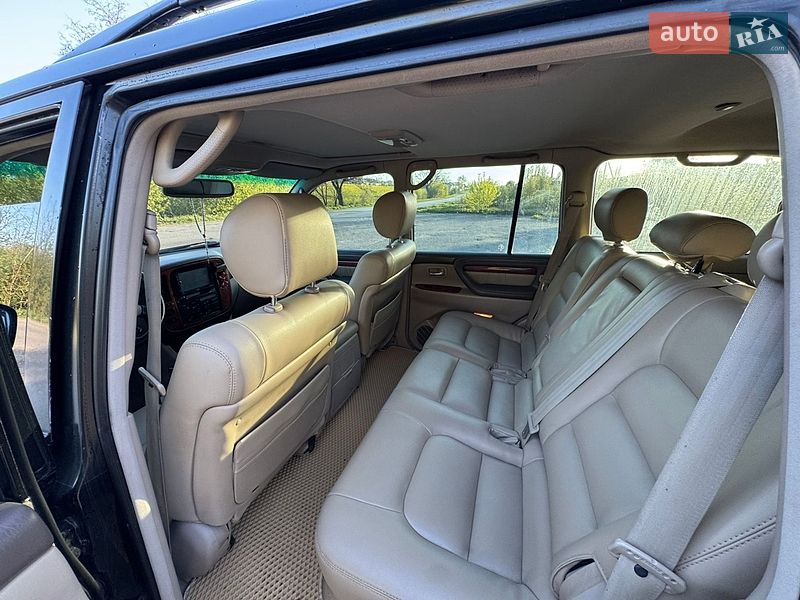 Внедорожник / Кроссовер Lexus LX 2000 в Тернополе
