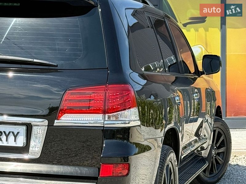 Внедорожник / Кроссовер Lexus LX 2008 в Стрые