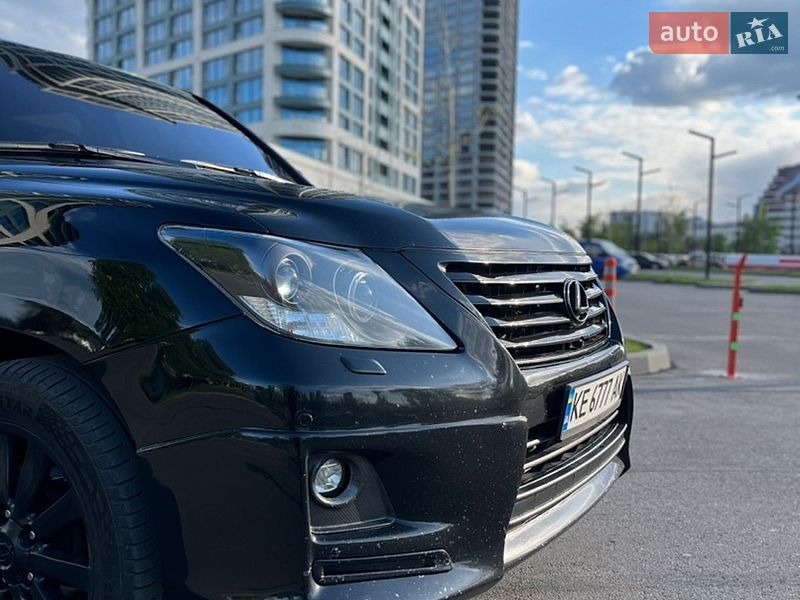 Внедорожник / Кроссовер Lexus LX 2009 в Днепре