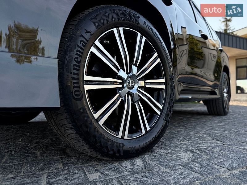 Внедорожник / Кроссовер Lexus LX 2017 в Львове