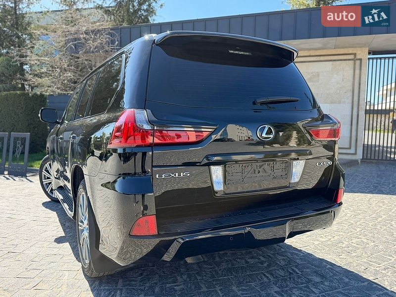 Внедорожник / Кроссовер Lexus LX 2017 в Львове
