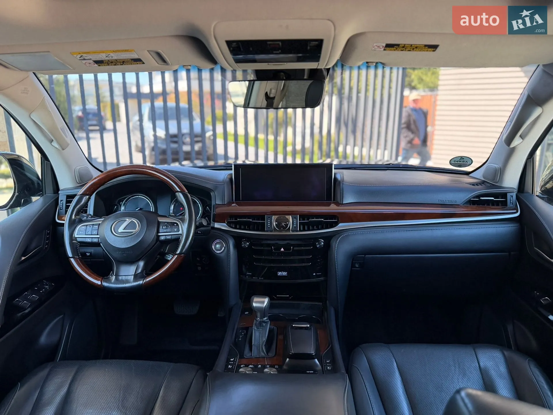 2017 Lexus LX - мініатюра 31