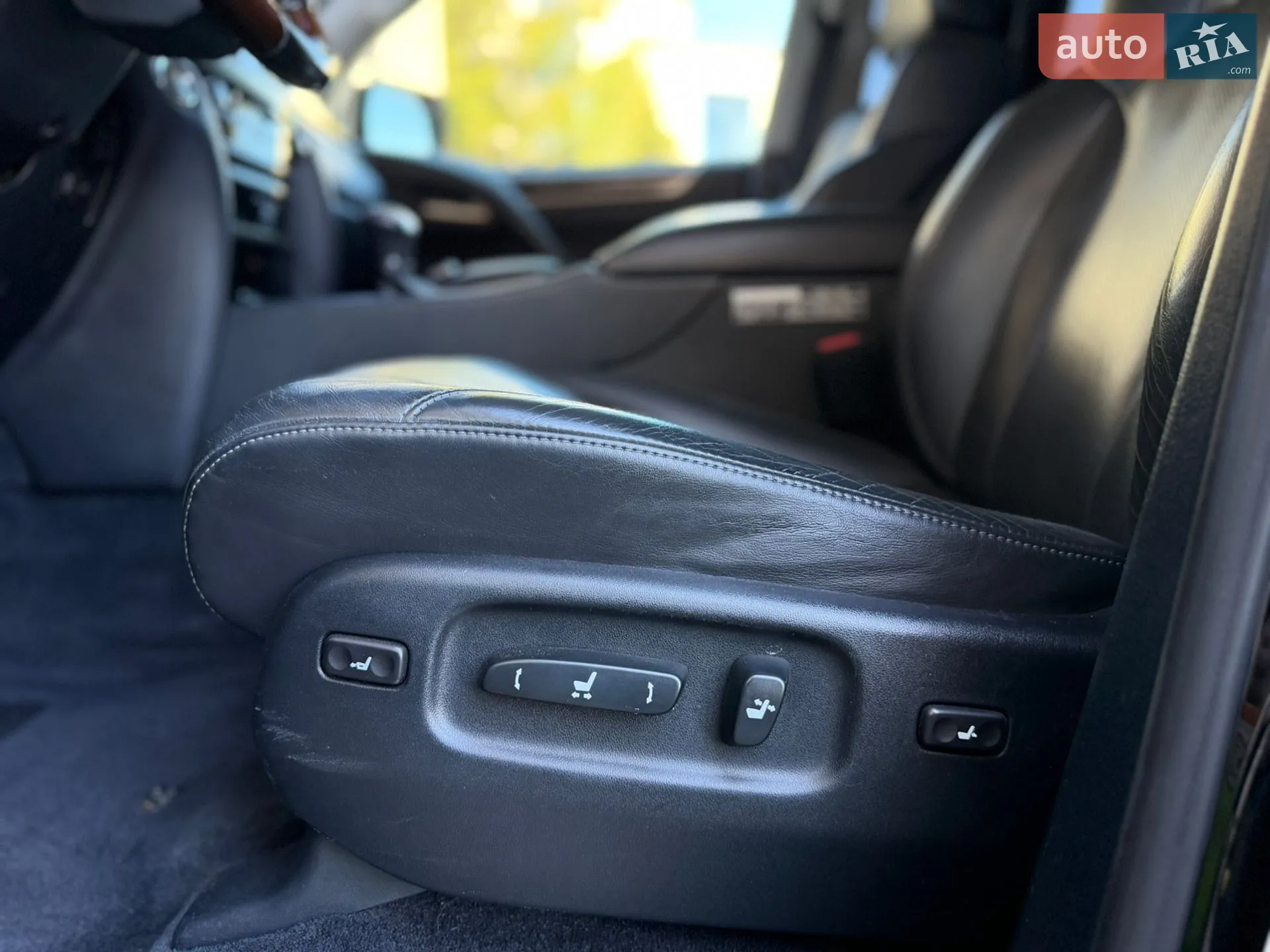 2017 Lexus LX - мініатюра 46
