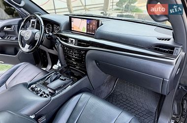 Внедорожник / Кроссовер Lexus LX 2017 в Львове