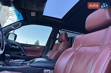 Внедорожник / Кроссовер Lexus LX 2017 в Ивано-Франковске
