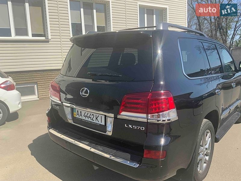 Внедорожник / Кроссовер Lexus LX 2012 в Киеве