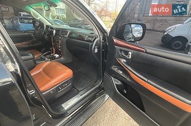 Внедорожник / Кроссовер Lexus LX 2011 в Киеве
