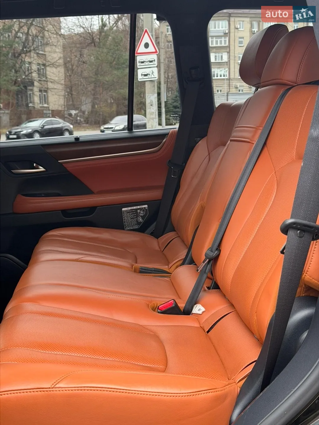 2017 Lexus LX - мініатюра 8