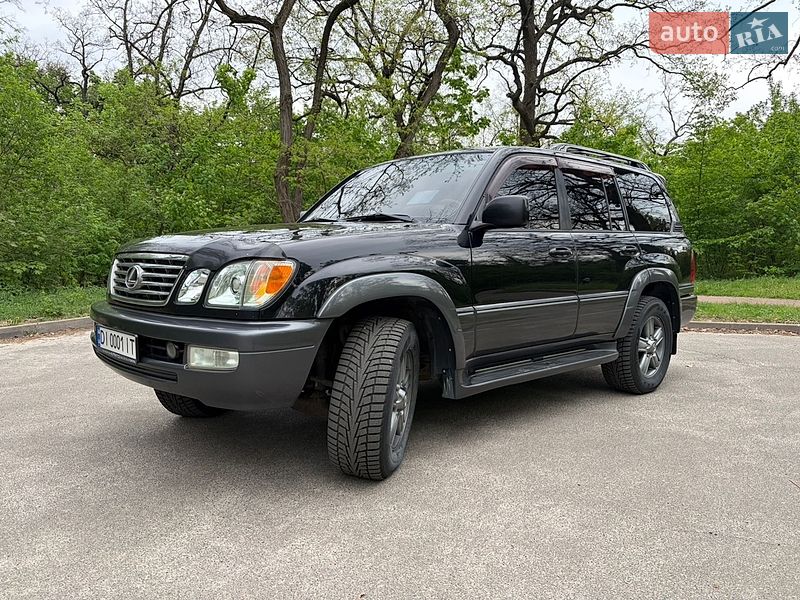 Lexus LX 2006