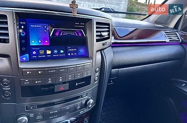 Внедорожник / Кроссовер Lexus LX 2011 в Черновцах