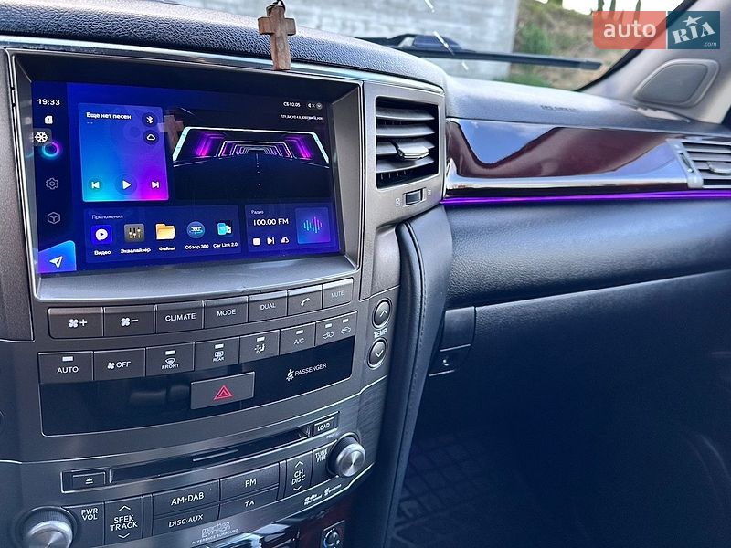 Внедорожник / Кроссовер Lexus LX 2011 в Черновцах