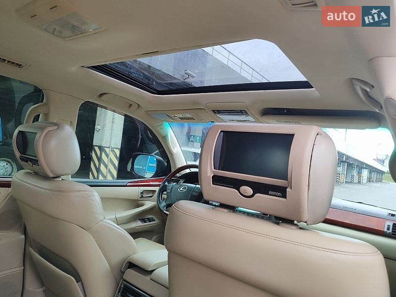 Позашляховик / Кросовер Lexus LX 2008 в Києві