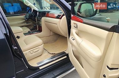 Позашляховик / Кросовер Lexus LX 2008 в Києві
