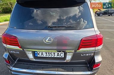Позашляховик / Кросовер Lexus LX 2014 в Пирятині
