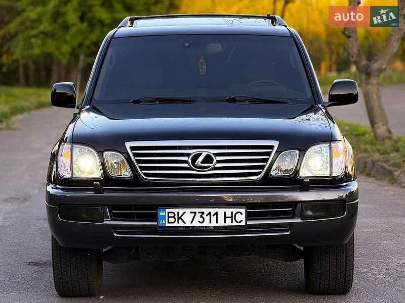 Позашляховик / Кросовер Lexus LX 2005 в Хмельницькому