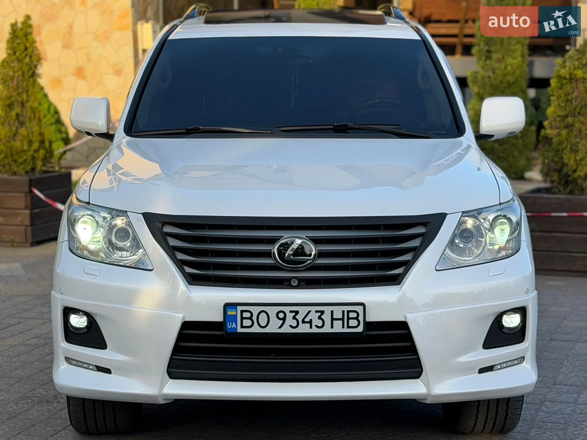 2011 Lexus LX - мініатюра 29