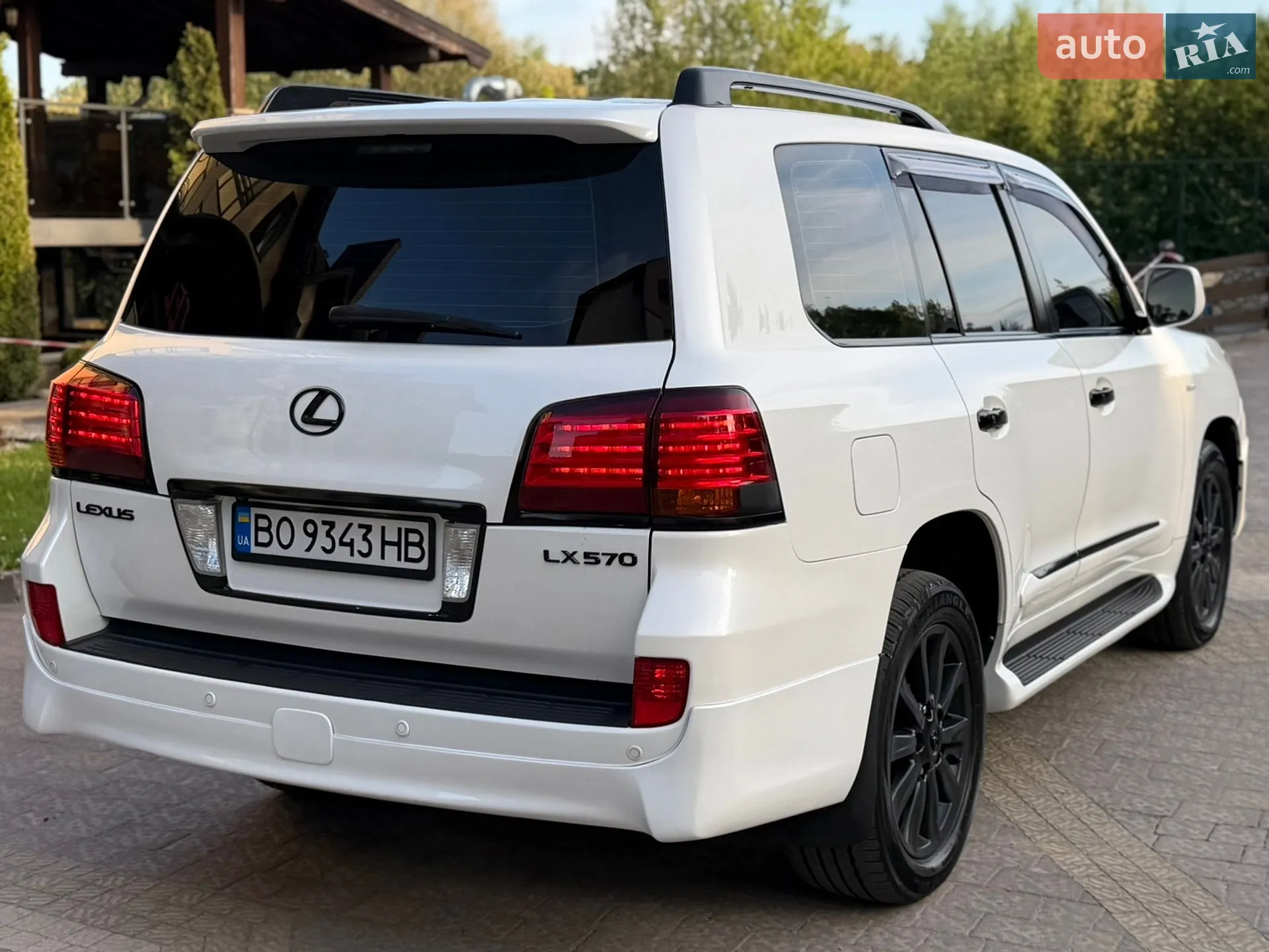 2011 Lexus LX - мініатюра 23