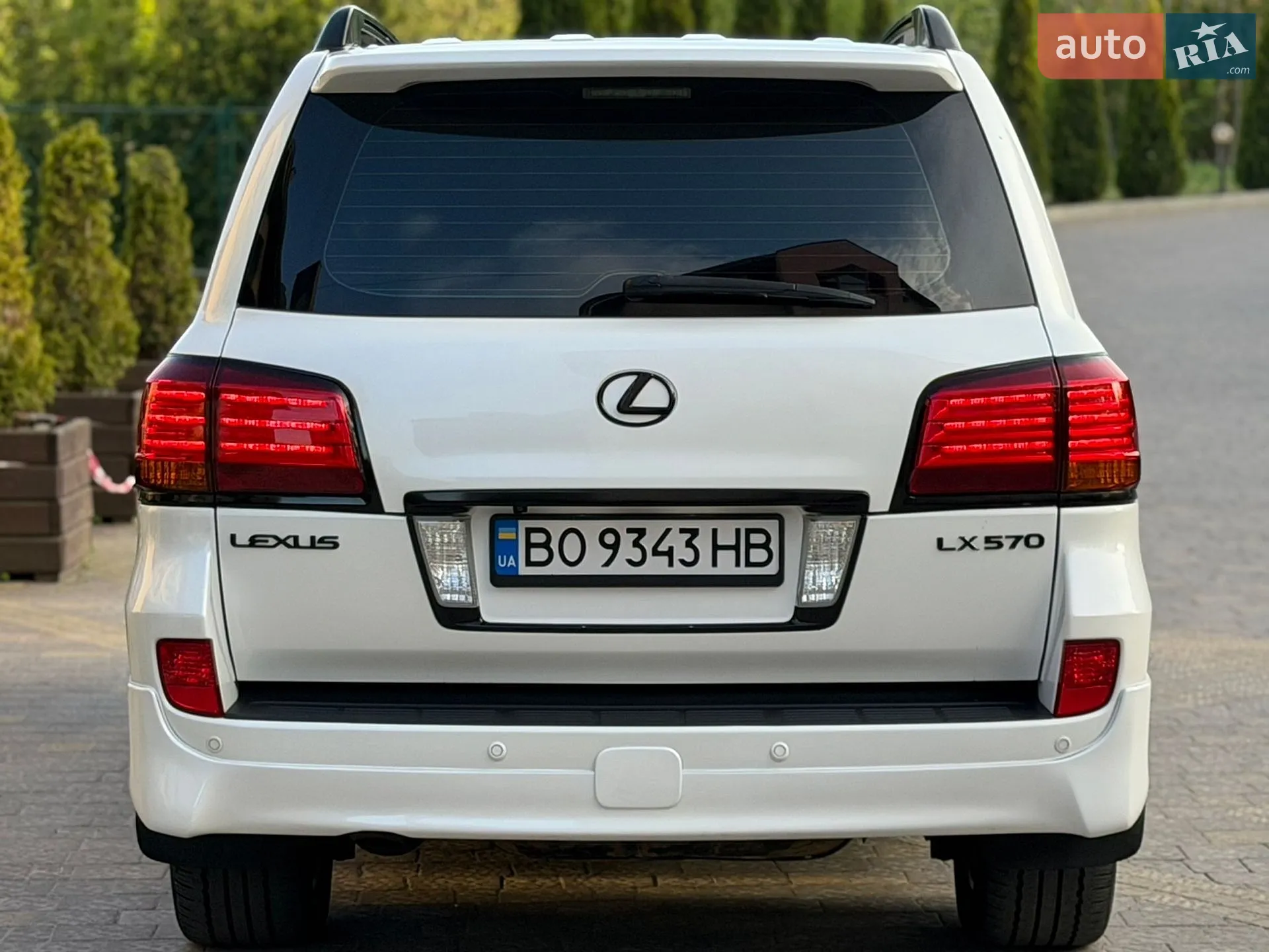 2011 Lexus LX - мініатюра 27