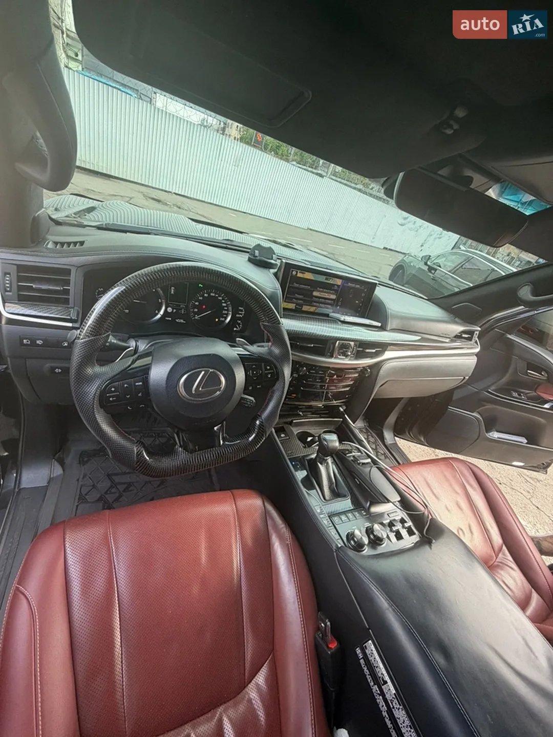 2017 Lexus LX - мініатюра 10