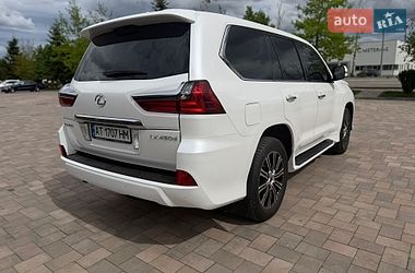 Позашляховик / Кросовер Lexus LX 2016 в Івано-Франківську