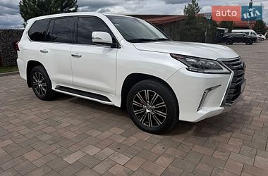 Позашляховик / Кросовер Lexus LX 2016 в Івано-Франківську