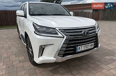 Позашляховик / Кросовер Lexus LX 2016 в Івано-Франківську
