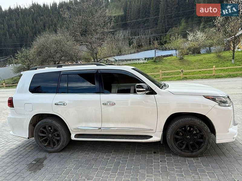 Позашляховик / Кросовер Lexus LX 2008 в Буковеле