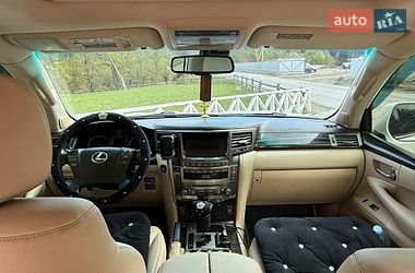 Позашляховик / Кросовер Lexus LX 2008 в Буковеле