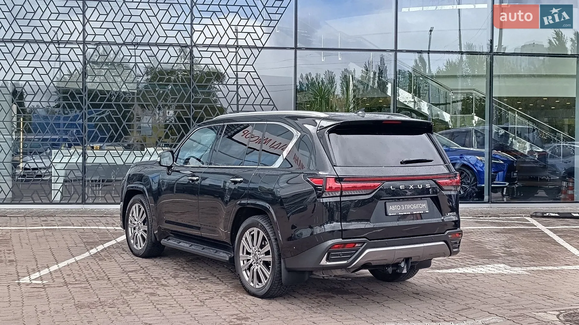 2022 Lexus LX - мініатюра 2